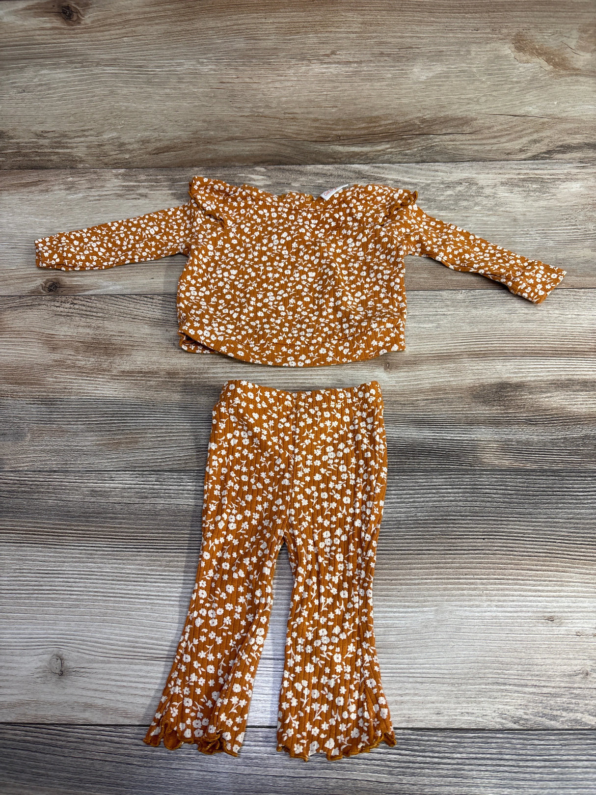 Cat & Jack 2pc Floral Ribbed Shirt & Bottoms Orange sz Newborn