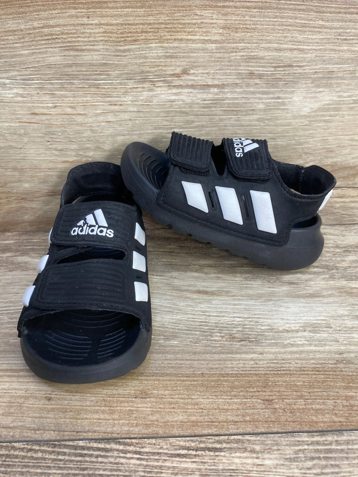 Altaswim Water Sandals 2.0 Black sz 6c