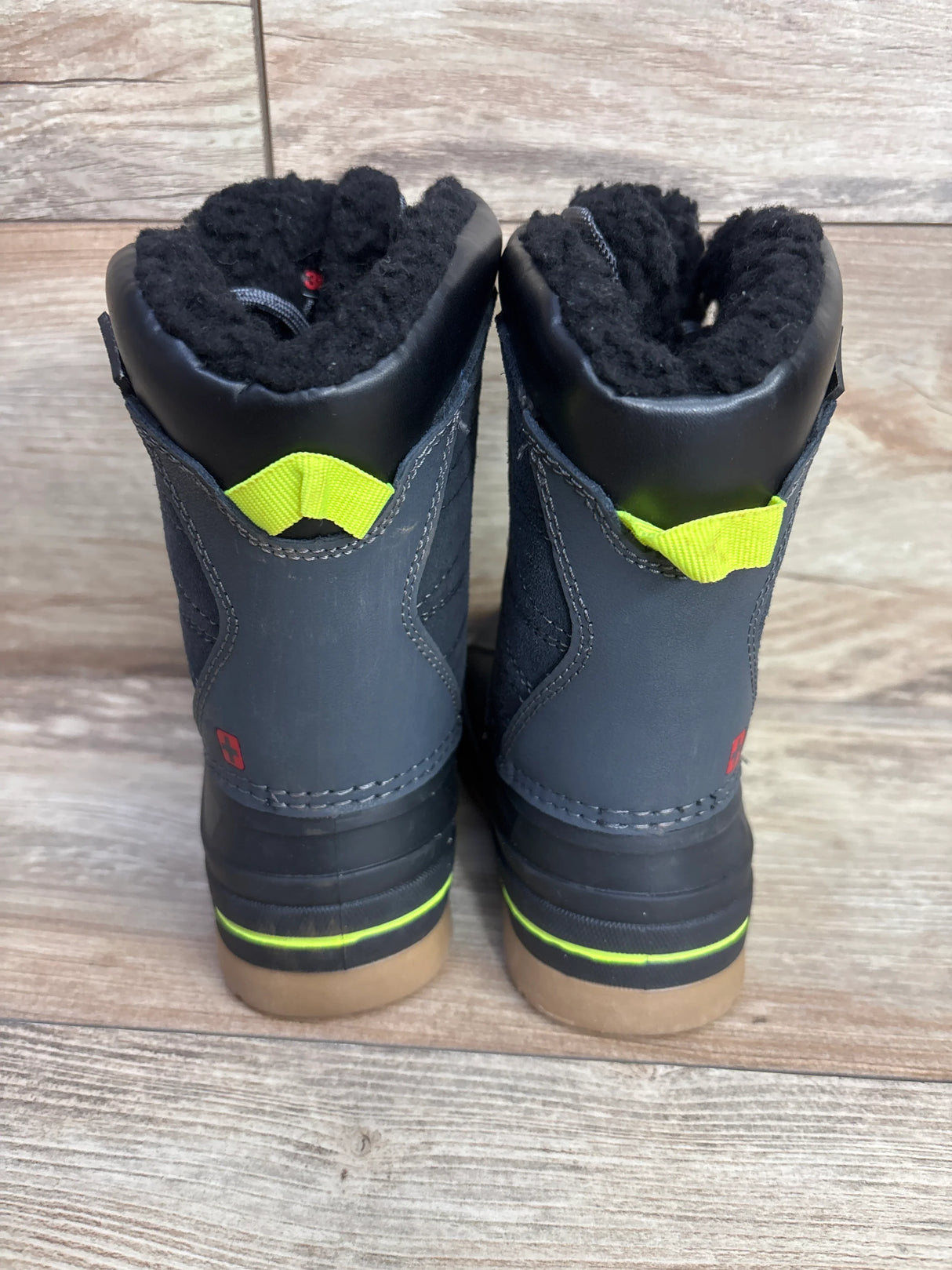 Swiss Tech Winter Boots Black sz 8c