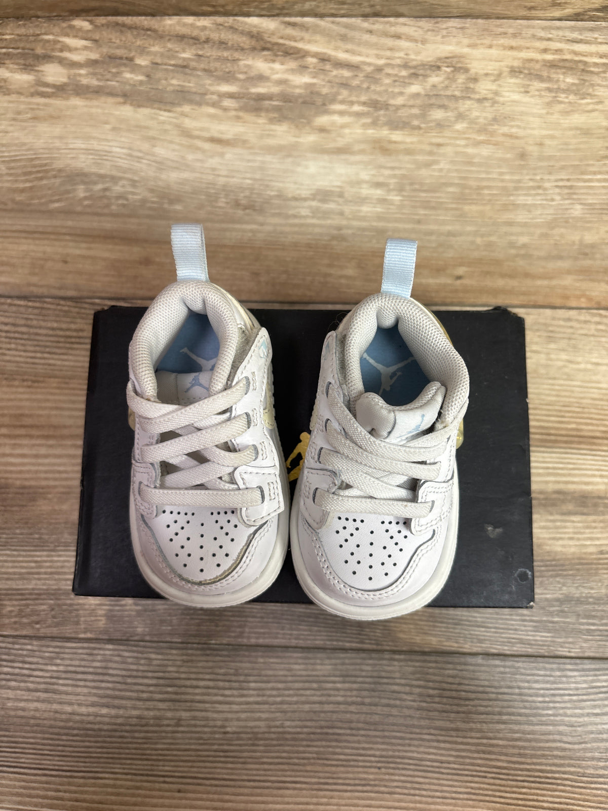 Air Jordan 4 Retro TD 'Hyper Violet' Sneakers sz 4c