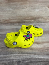 Crocs Classic Clogs w/ Barney Jibbitz Yellow sz 4c
