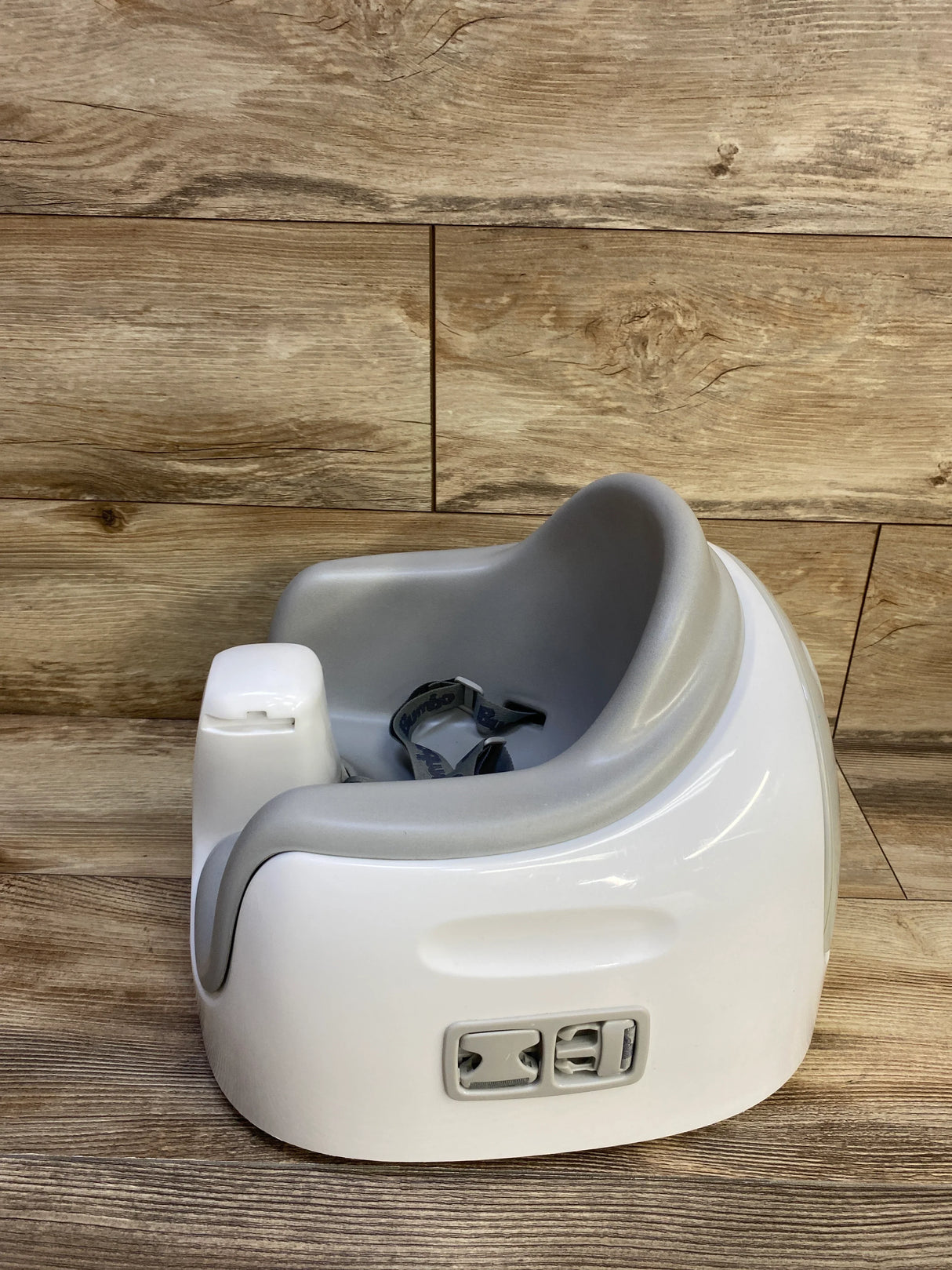 Bumbo Multi Seat with Removable Tray Grey 6-36m