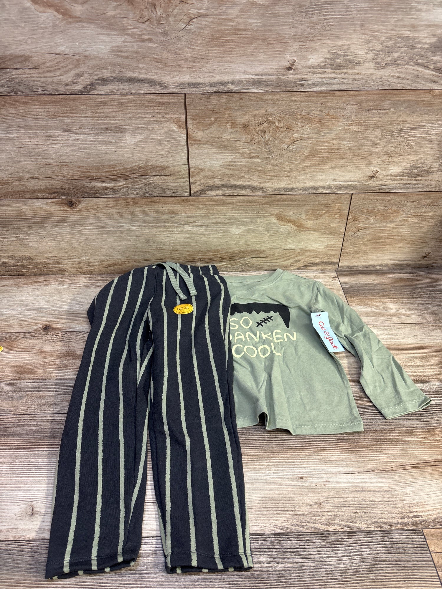 NEW Cat & Jack So Franken Cool 2pc Set Green sz 4T