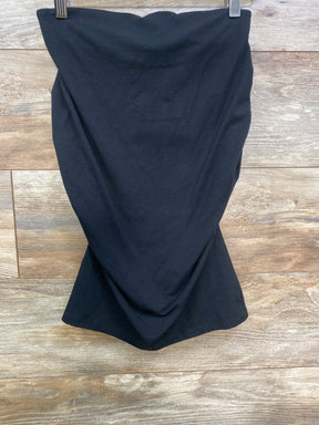 Black maternity belly band for pregnancy, displayed on wood background