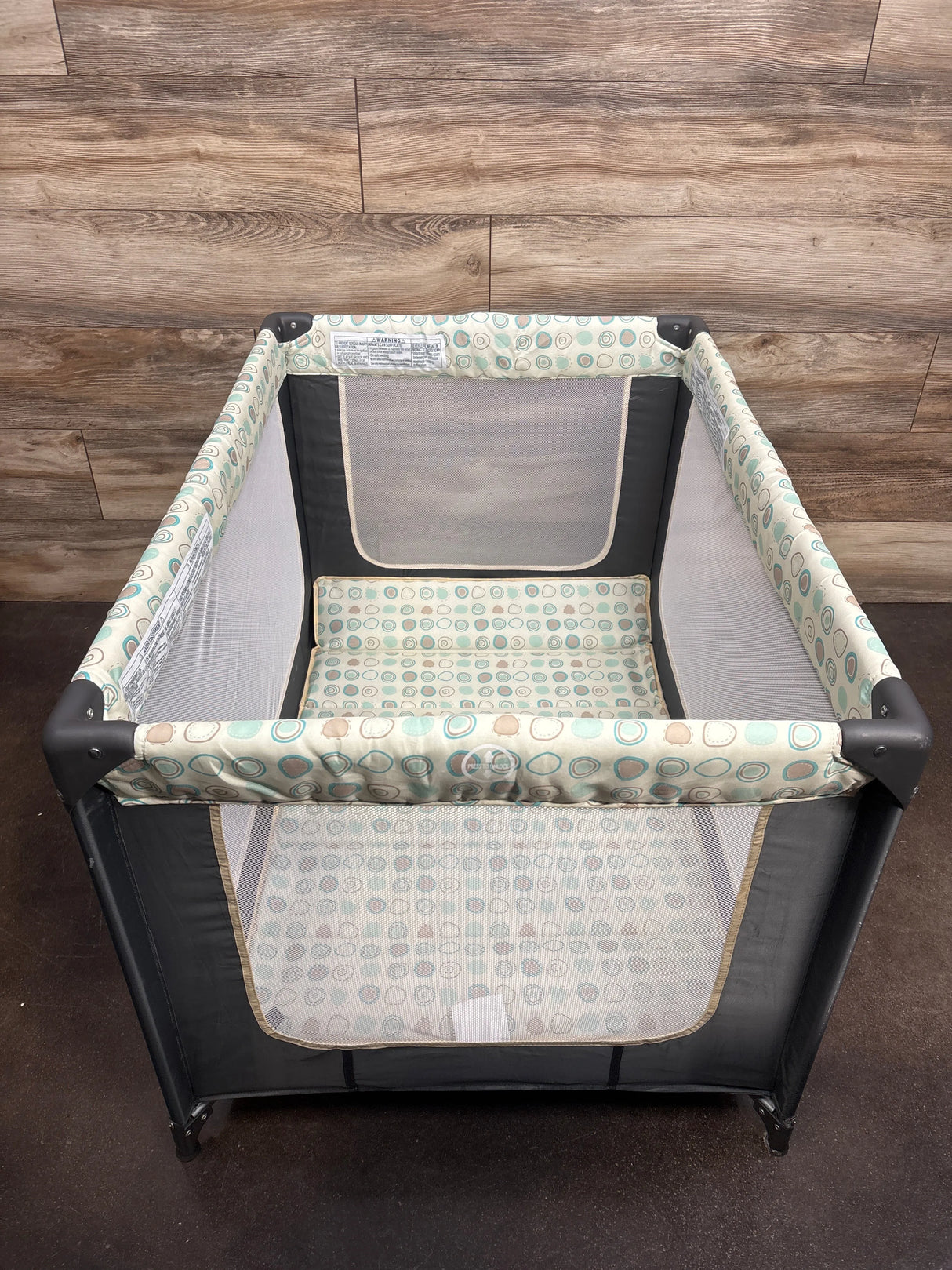 Dream on Me Zodiak Play Yard, Grey