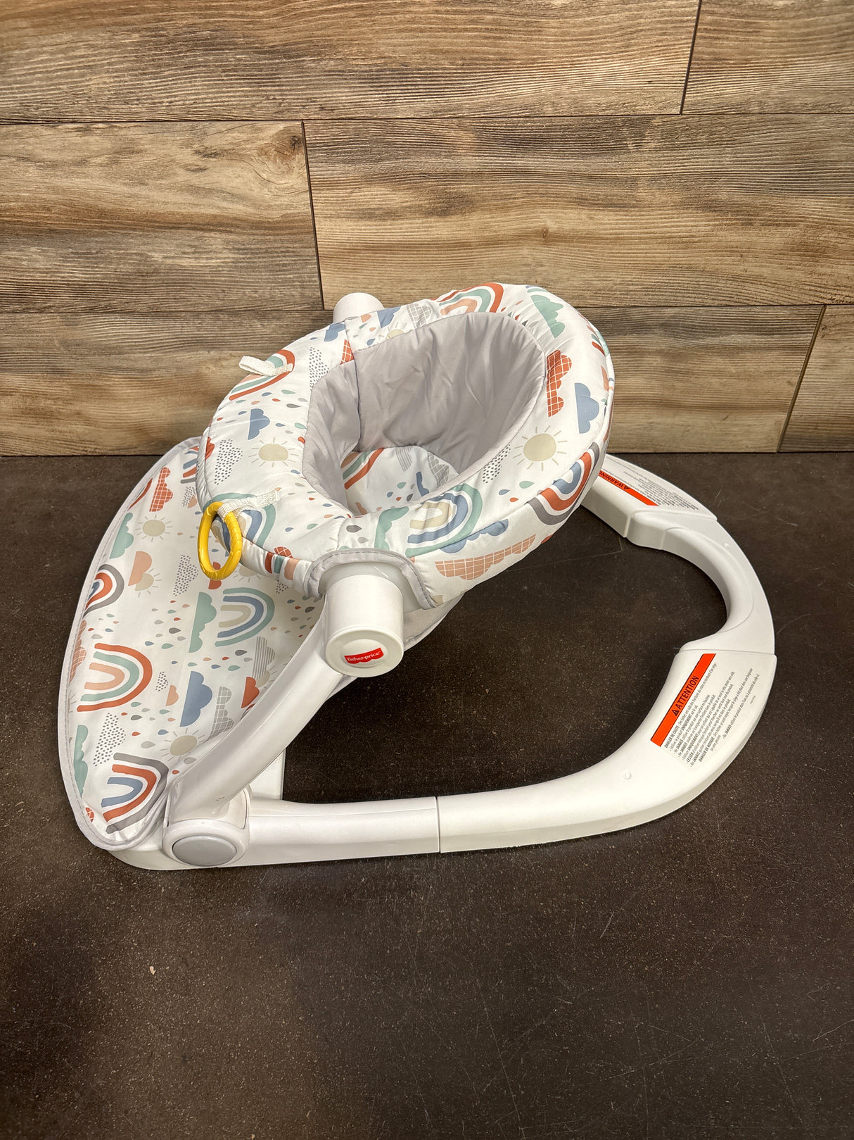 Fisher Price Sit-Me-Up Floor Seat in Rainbow Showers