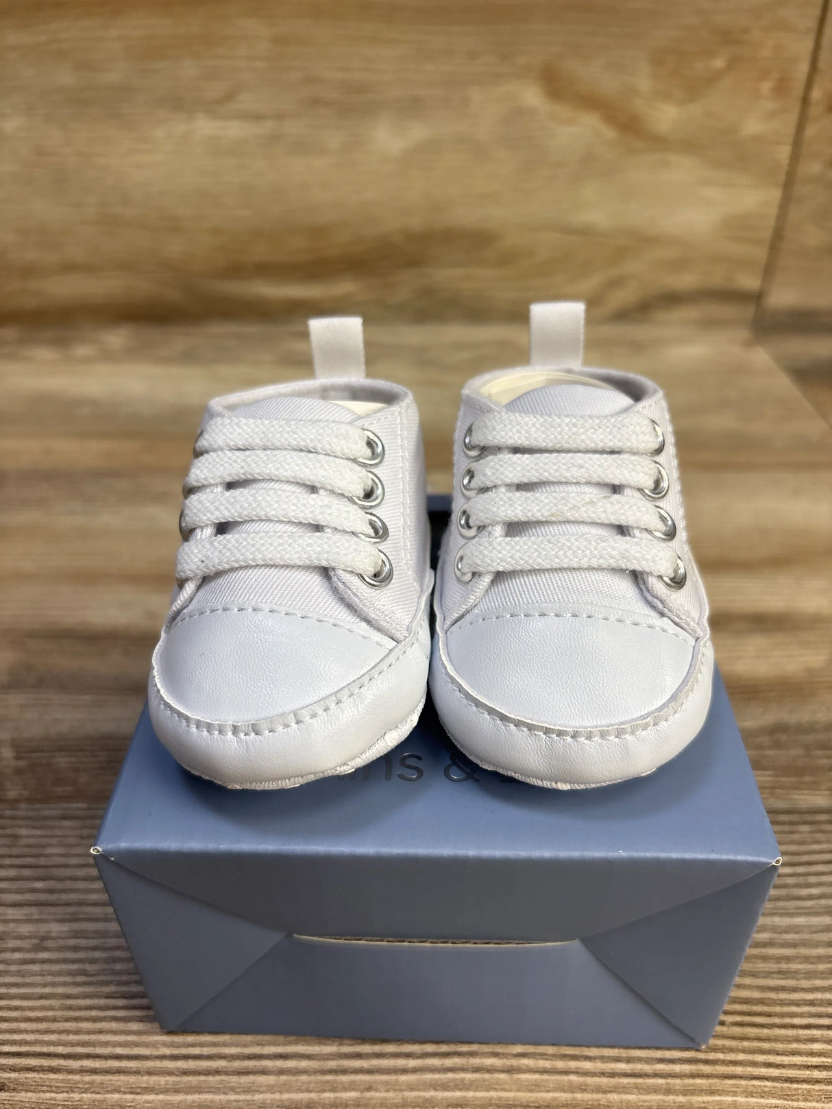 NEW Ains & LJ Our First Kicks Crib Sneakers White sz 1/2c
