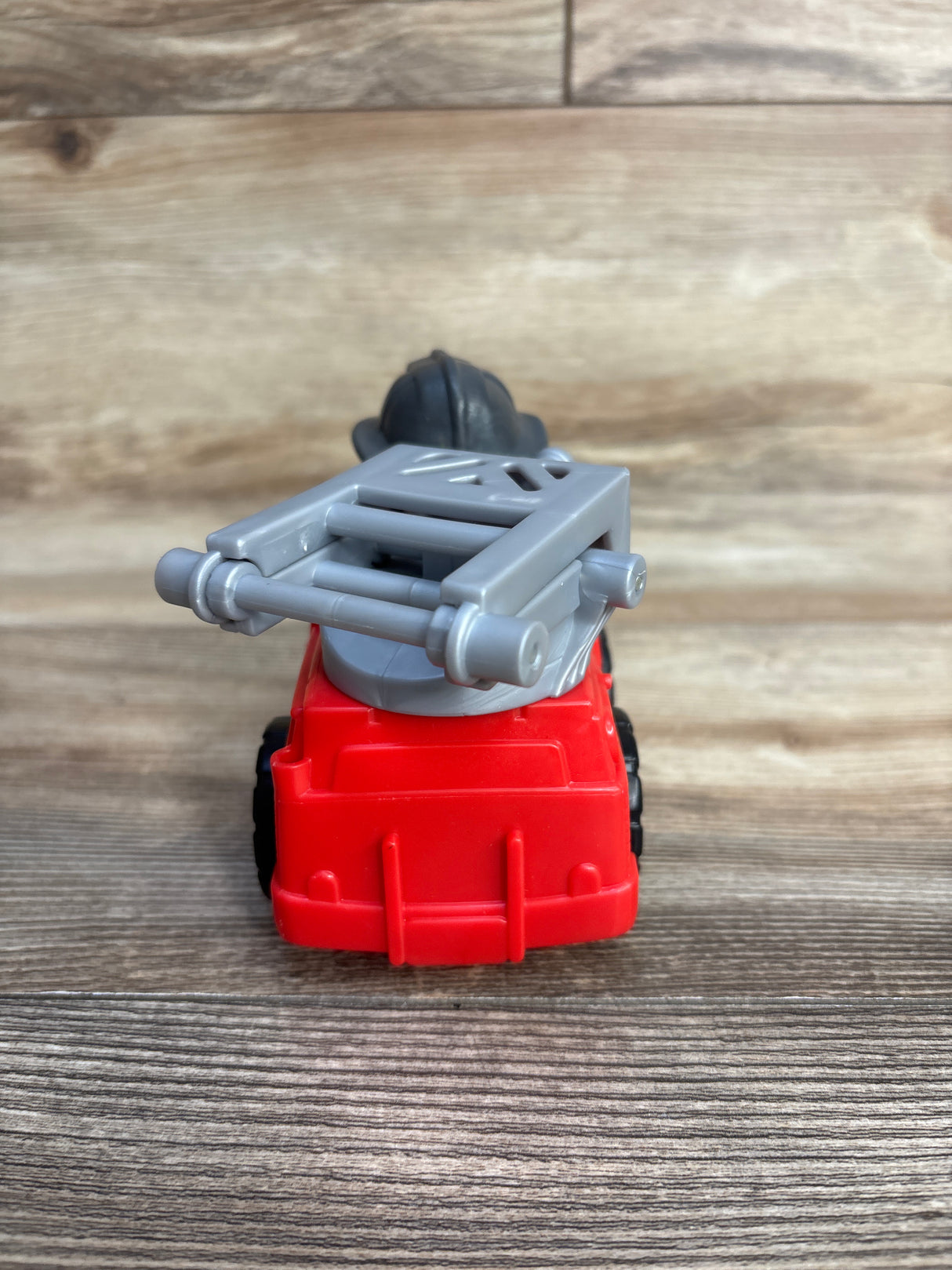 Fisher-Price Little People To The Rescue Fire Truck