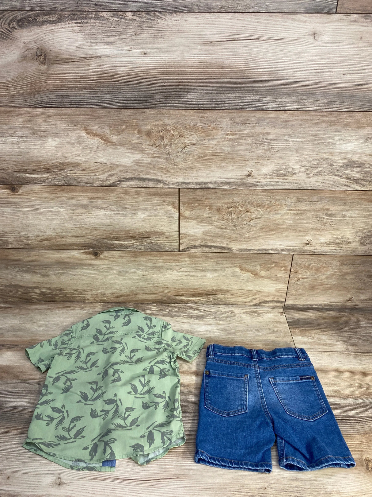 Koala Kids 2pc Button Up Shirt & Denim Shorts Set Green sz 4T