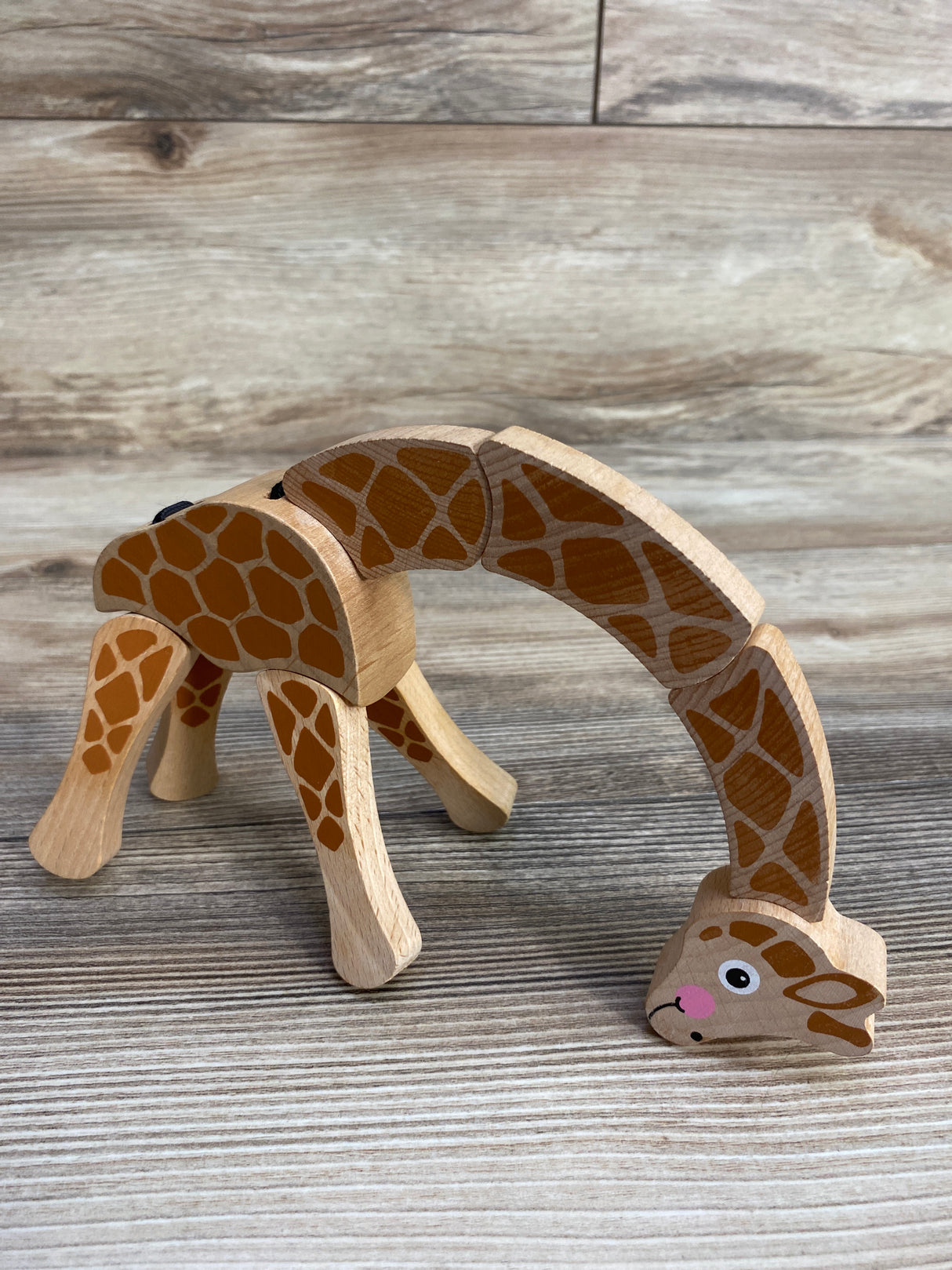 Melissa & Doug Wooden Giraffe Grasping Toy