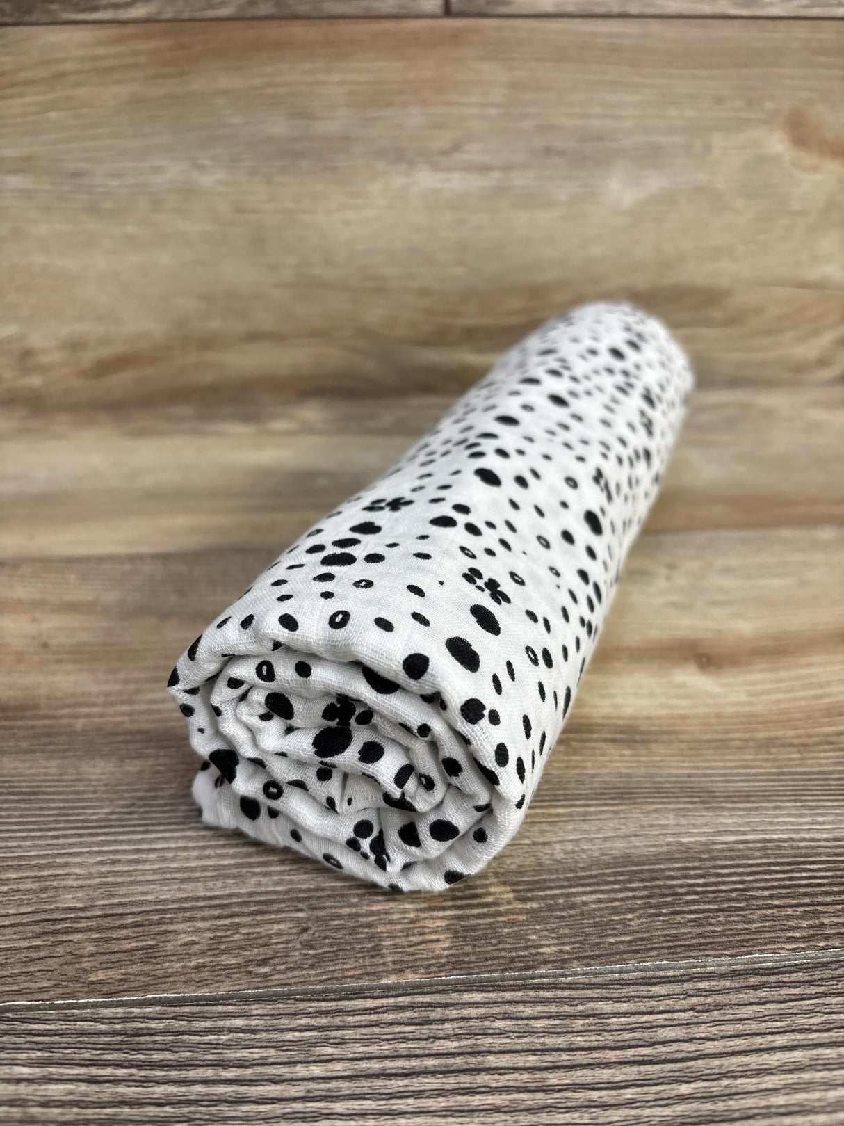 Okie Dokie Muslin Swaddle Blanket, White Polka Dot