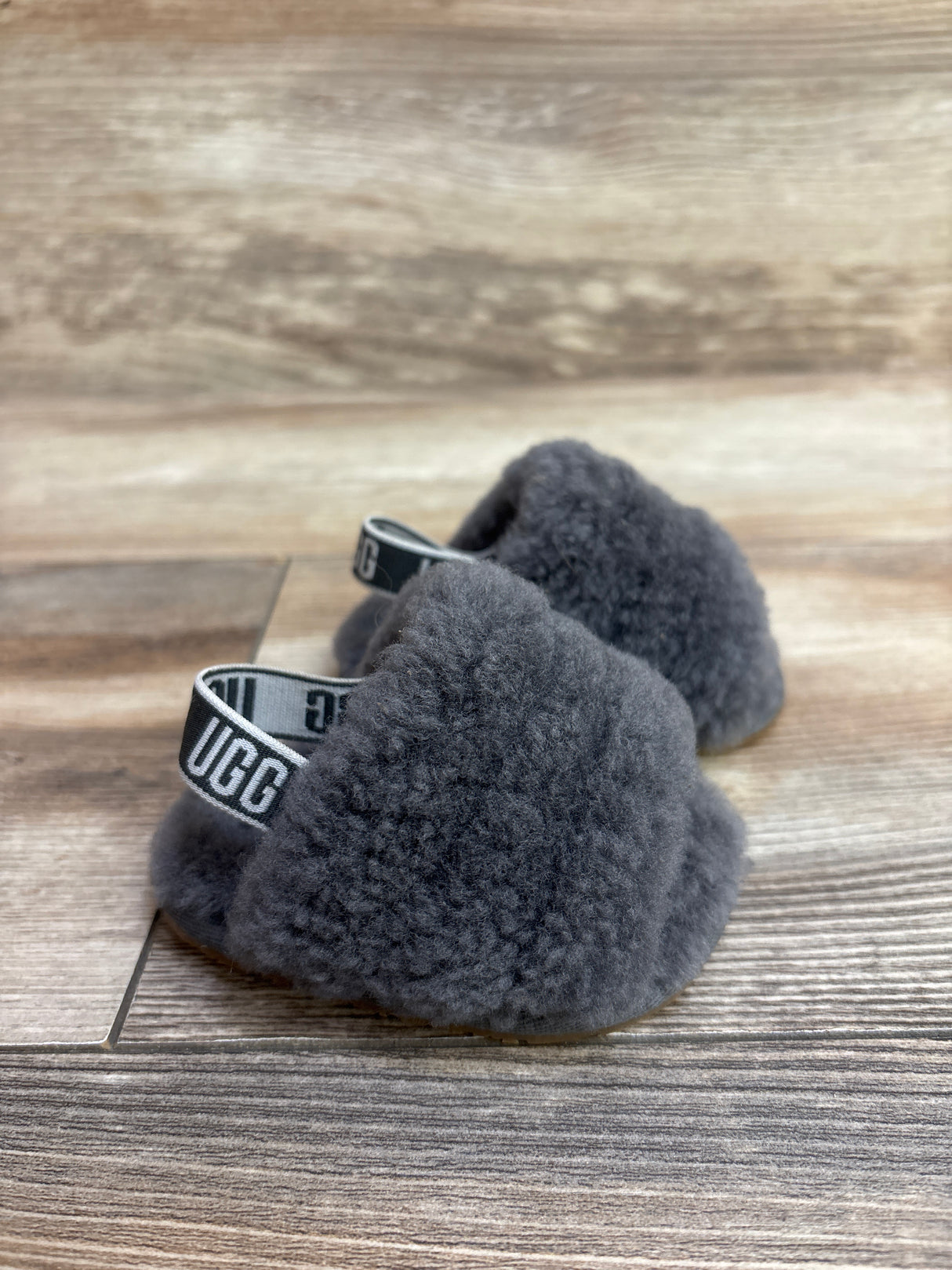 UGG Fluff Yeah Slides Grey sz 2c/3c