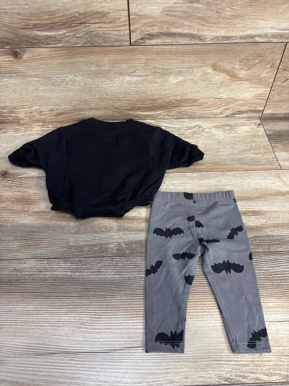 Cat & Jack Bat Romper & Leggings Black sz Newborn