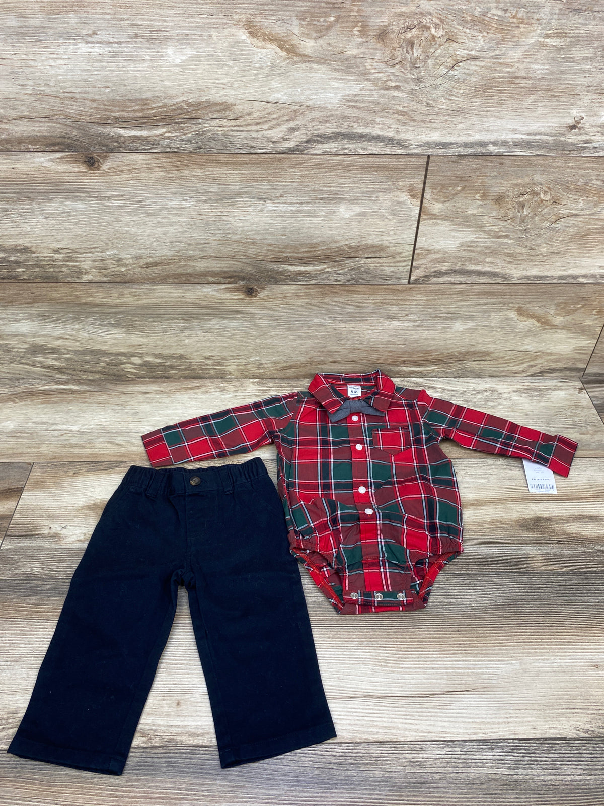 NEW Carter's 3pc Plaid Bodysuit, Pants & Bow Tie Set Red sz 9m