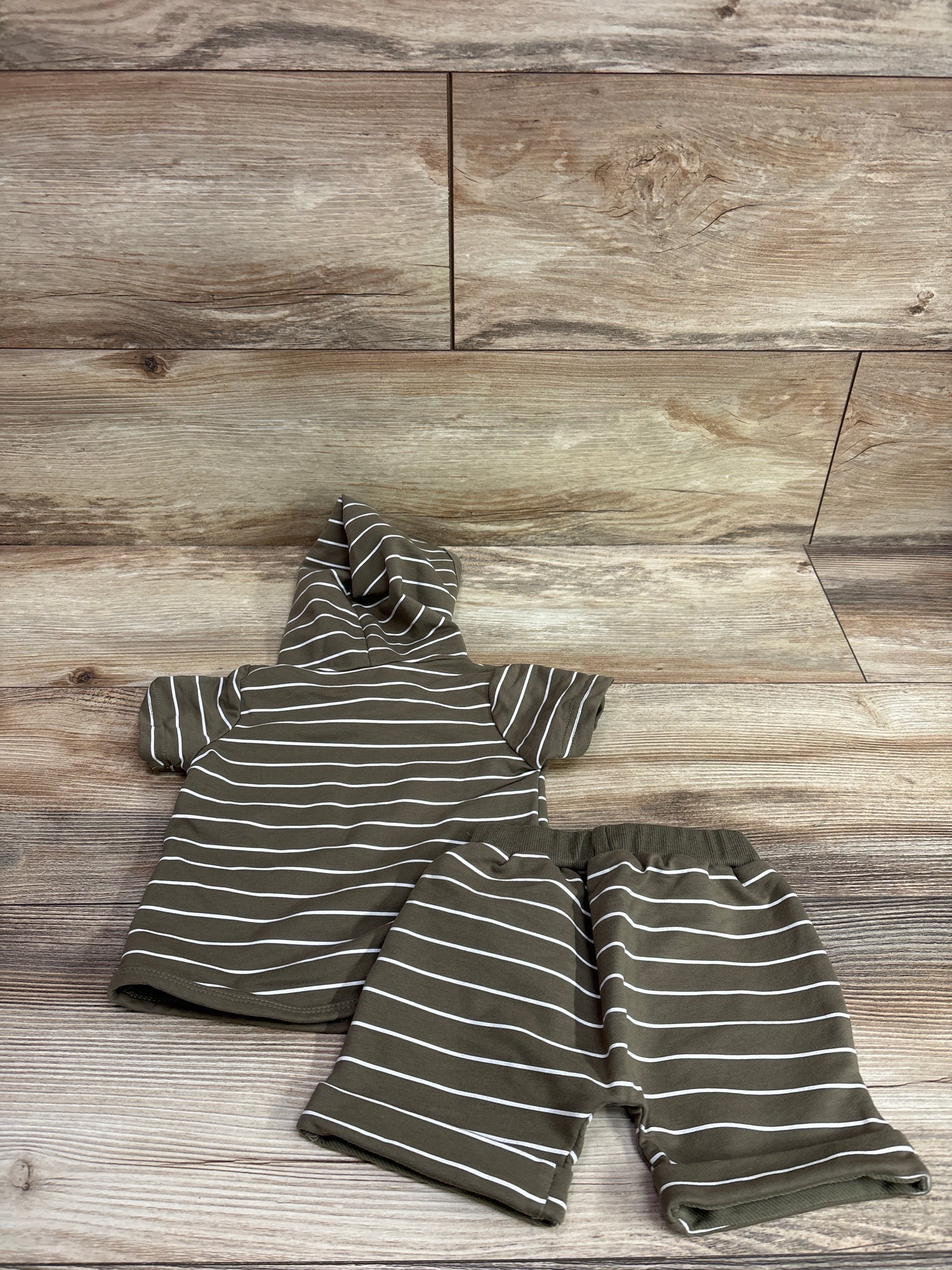 Karesoull 2pc Striped Hooded Shirt & Shorts Set Green sz 6m