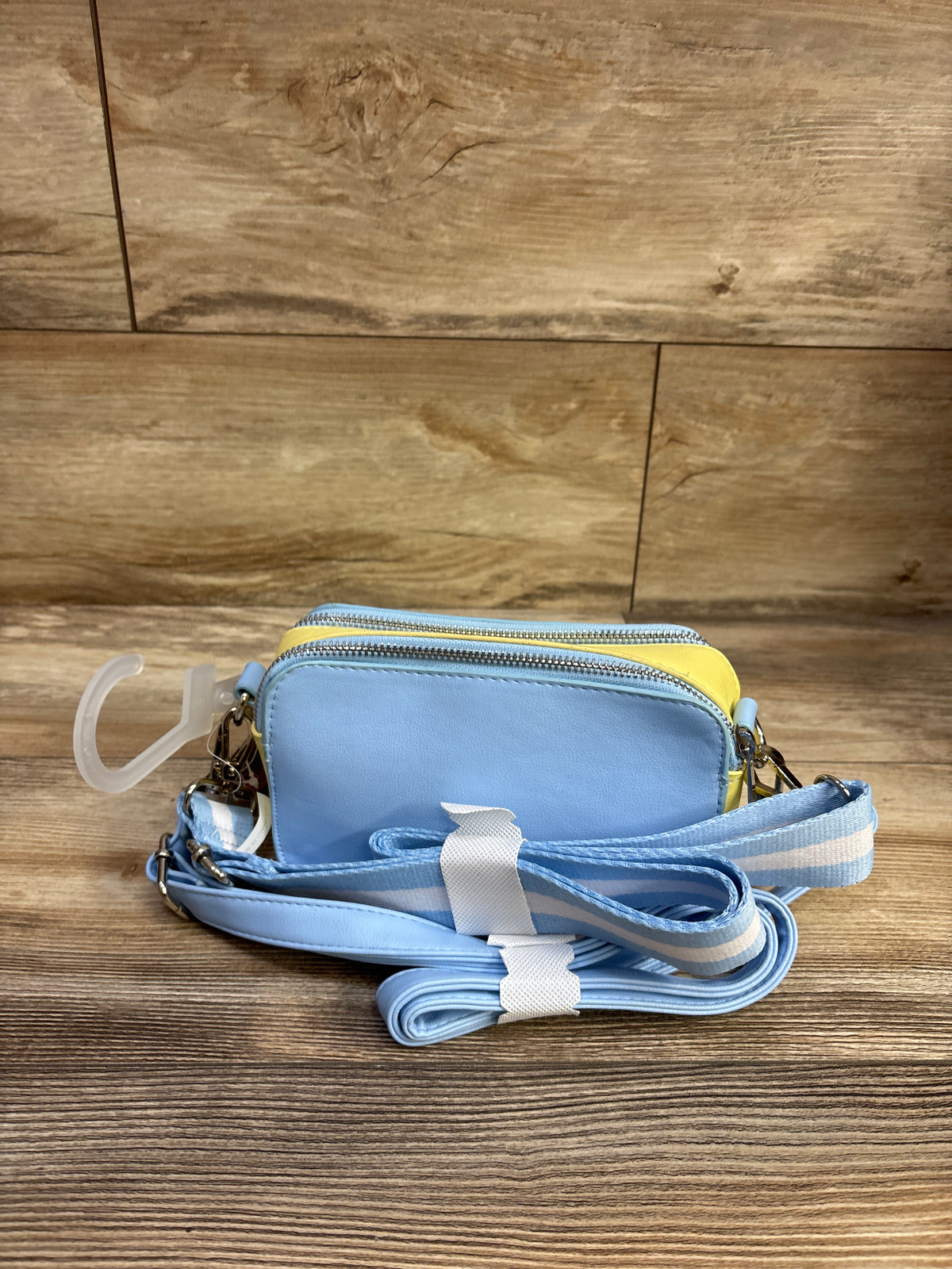 NEW No Boundaries Color-Block Crossbody Bag for Kids Blue