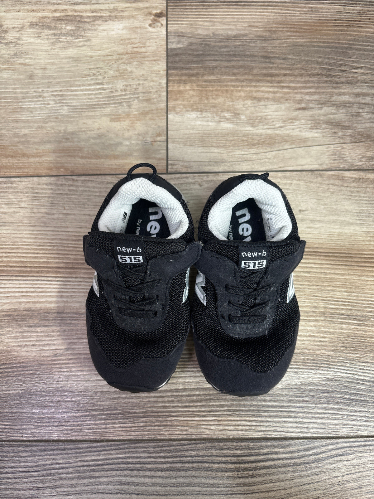 New Balance 515 Hook and Loop Sneakers sz 5c