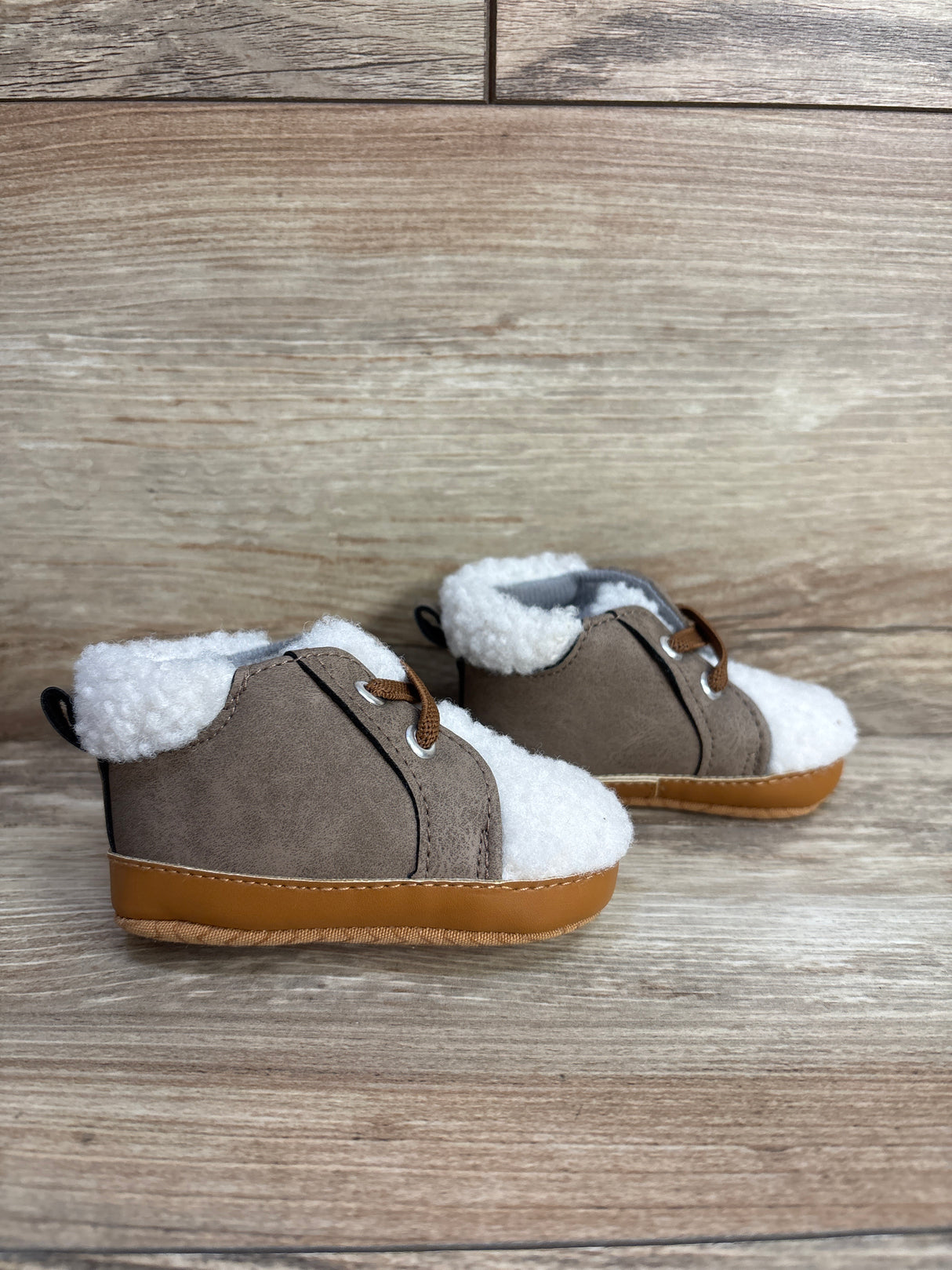 Cat & Jack Sherpa High-Top Crib Shoes Brown sz 1/2c