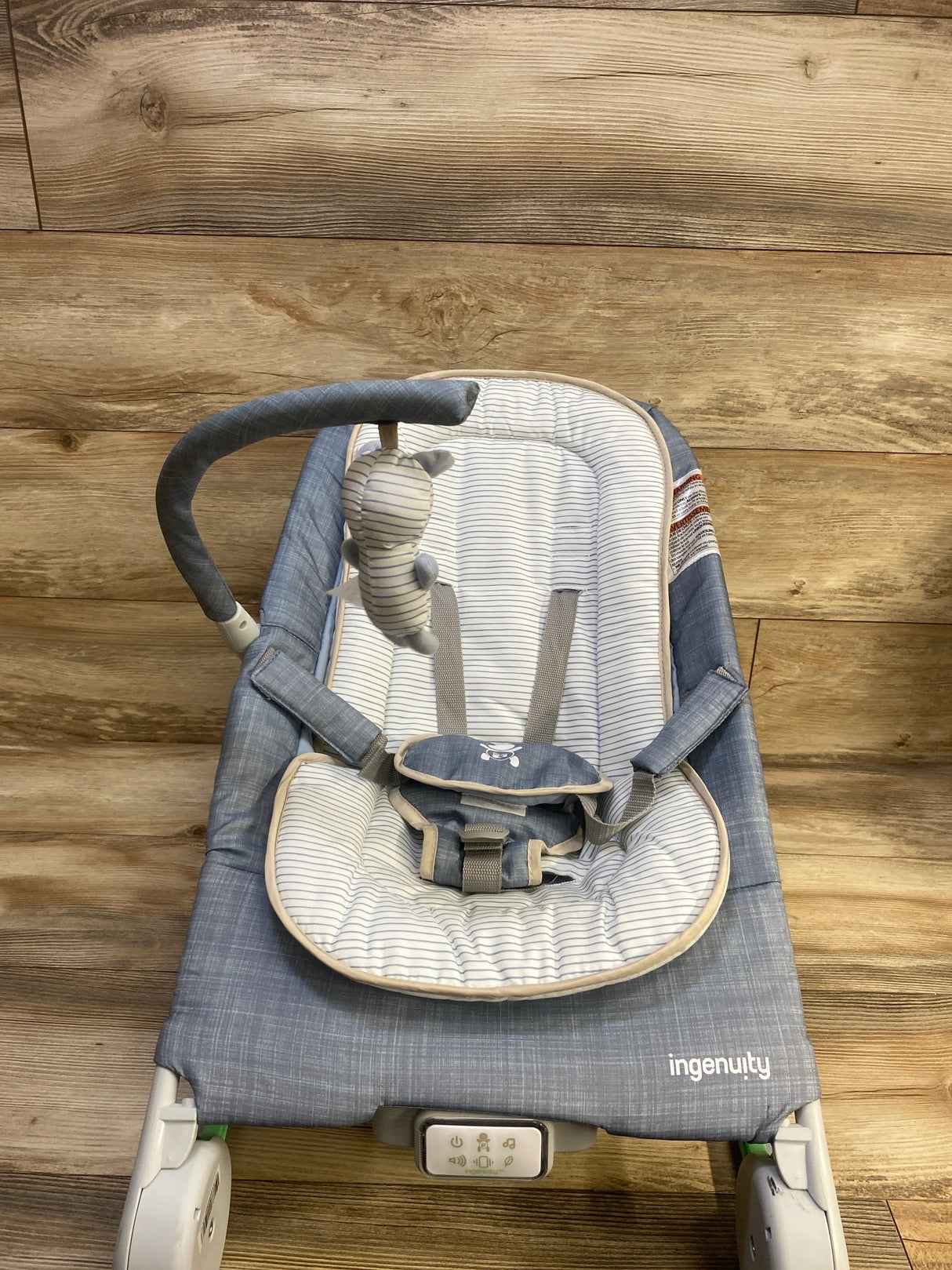 Ingenuity 2-in-1 Happy Belly Rock To Bounce Massage Baby Seat