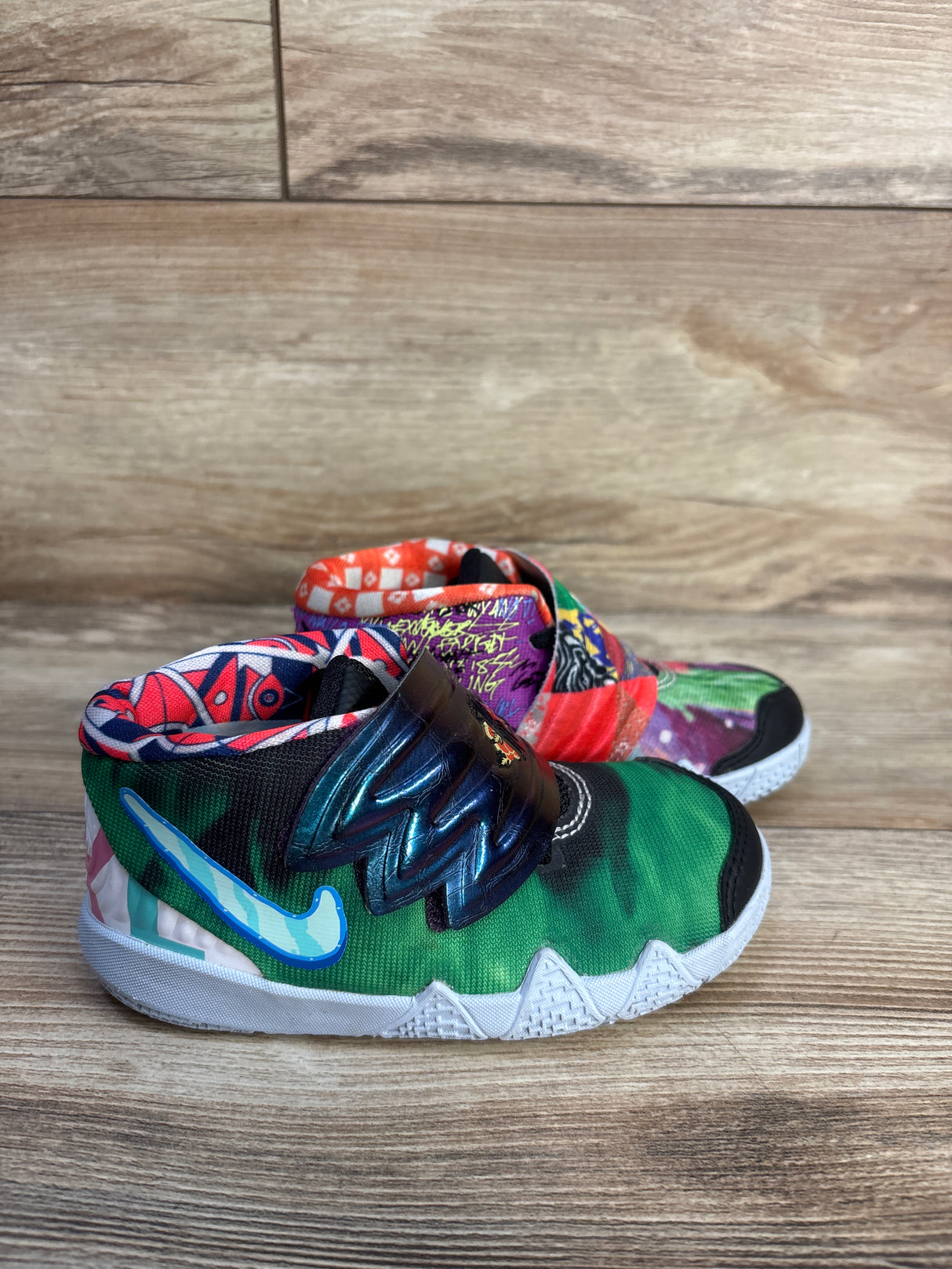 Nike Kybrid S2 TD 'Pineapple' Sneakers sz 9c