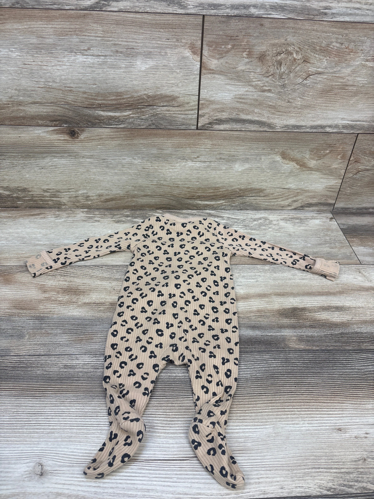 Old Navy Leopard Print Ribbed Sleeper Tan sz 0-3m