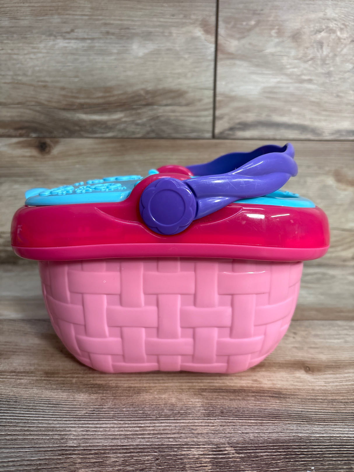 LeapFrog Shapes and Sharing Picnic Basket Pink