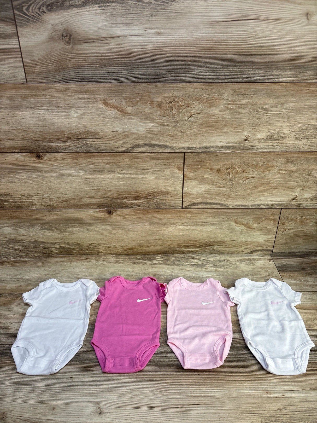 Nike 4pk Logo Bodysuit Set Pink sz 3m