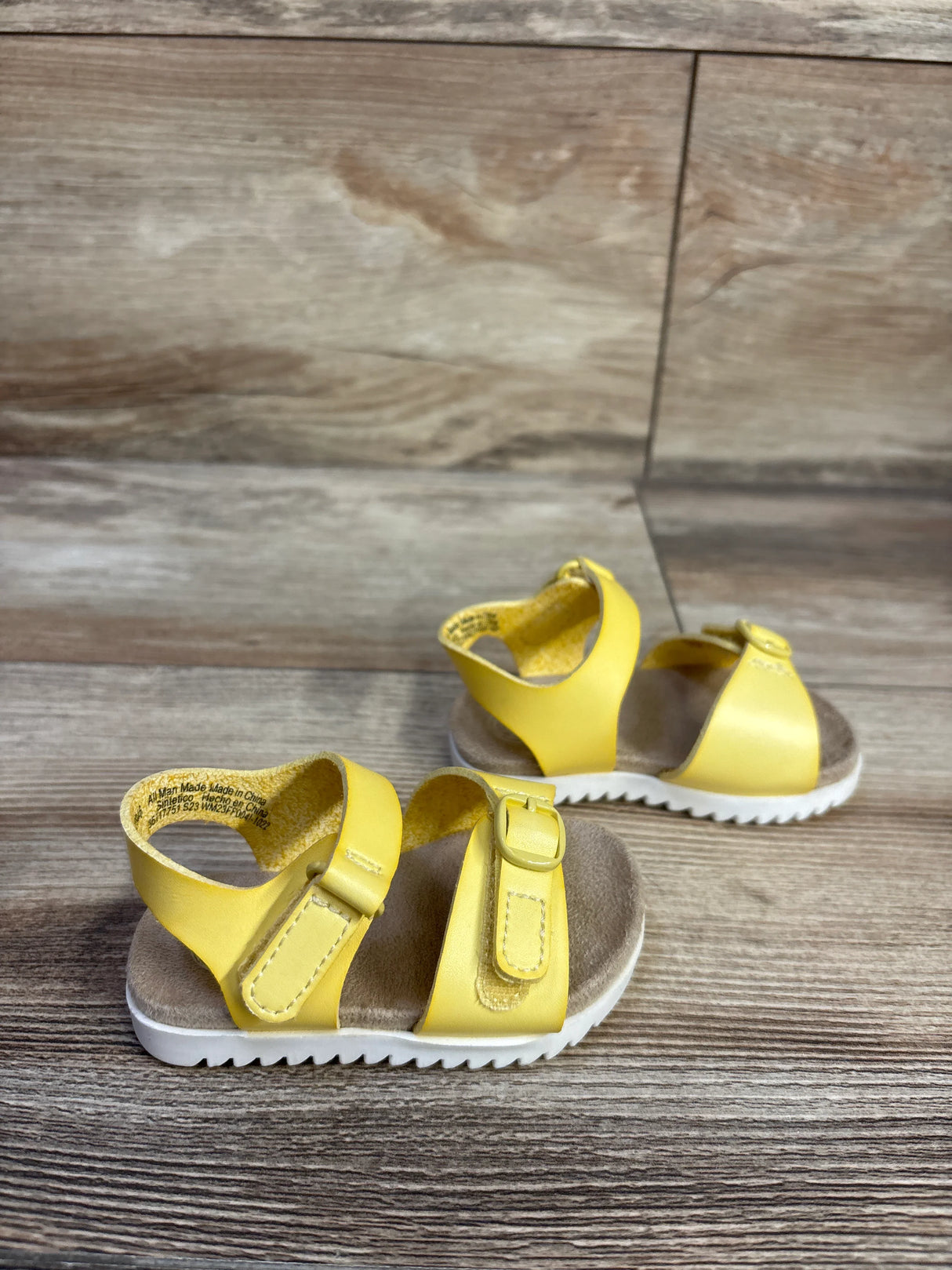 Wonder Nation Buckle Sandals Yellow sz 2c