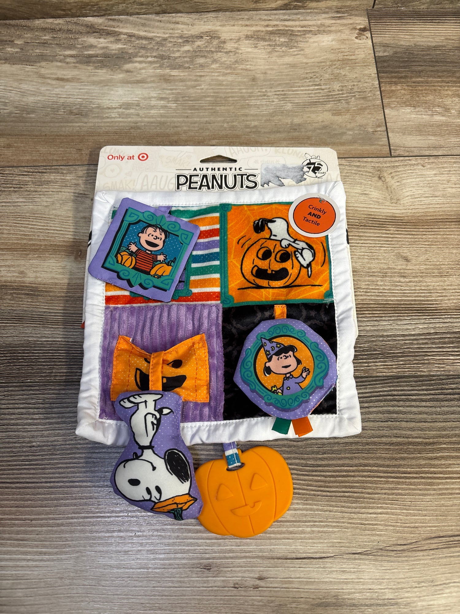 NEW Peanuts Halloween Deluxe Crinkle Square with Teether