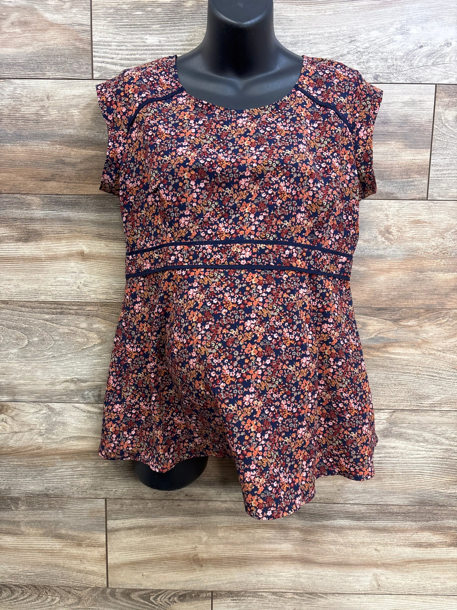 Motherhood Maternity Floral Sleeveless Top Navy sz Medium