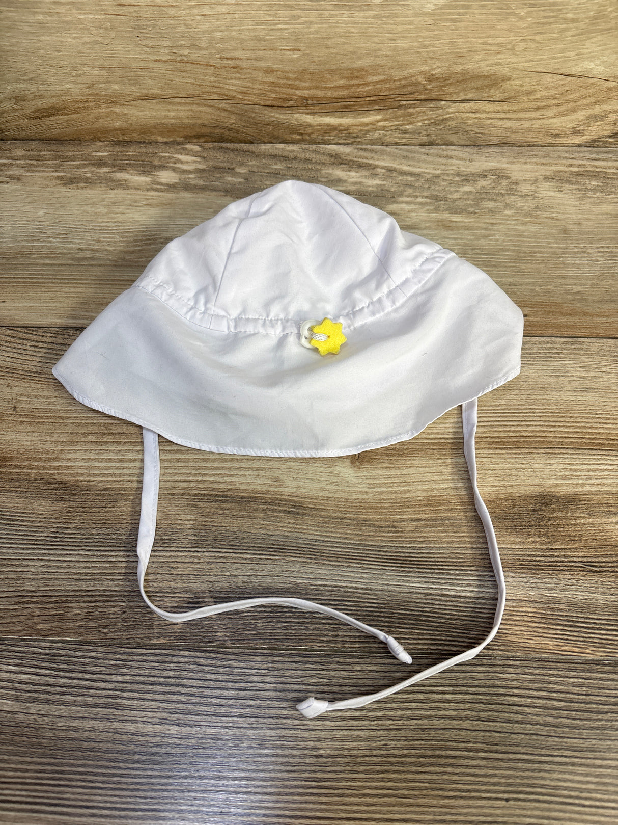 Green Sprouts UPF50+ Flap Sun Protection Hat, White sz 0-6m
