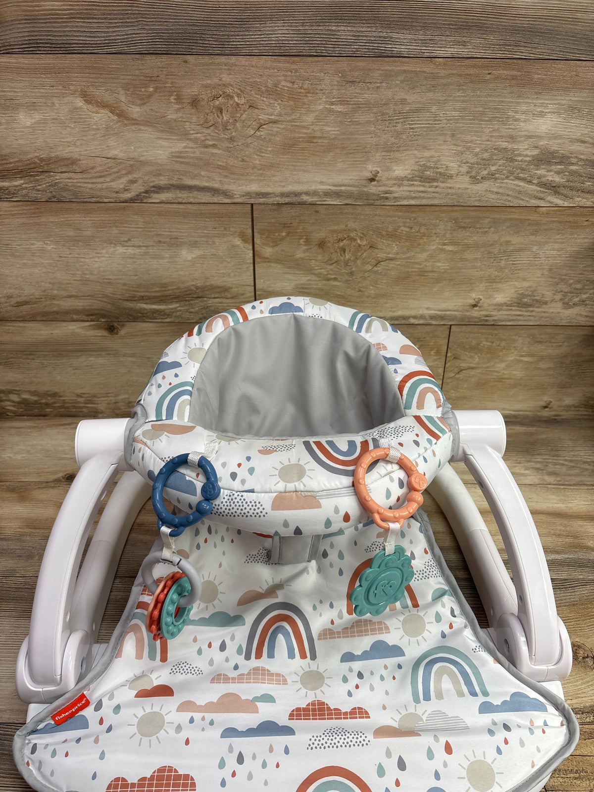 Fisher Price Sit-Me-Up Floor Seat in Rainbow Showers