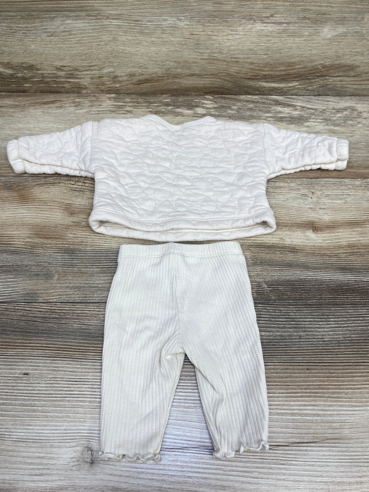 Just One You 2pc Quilted Sweatshirt & Leggings Set Cream sz Newborn