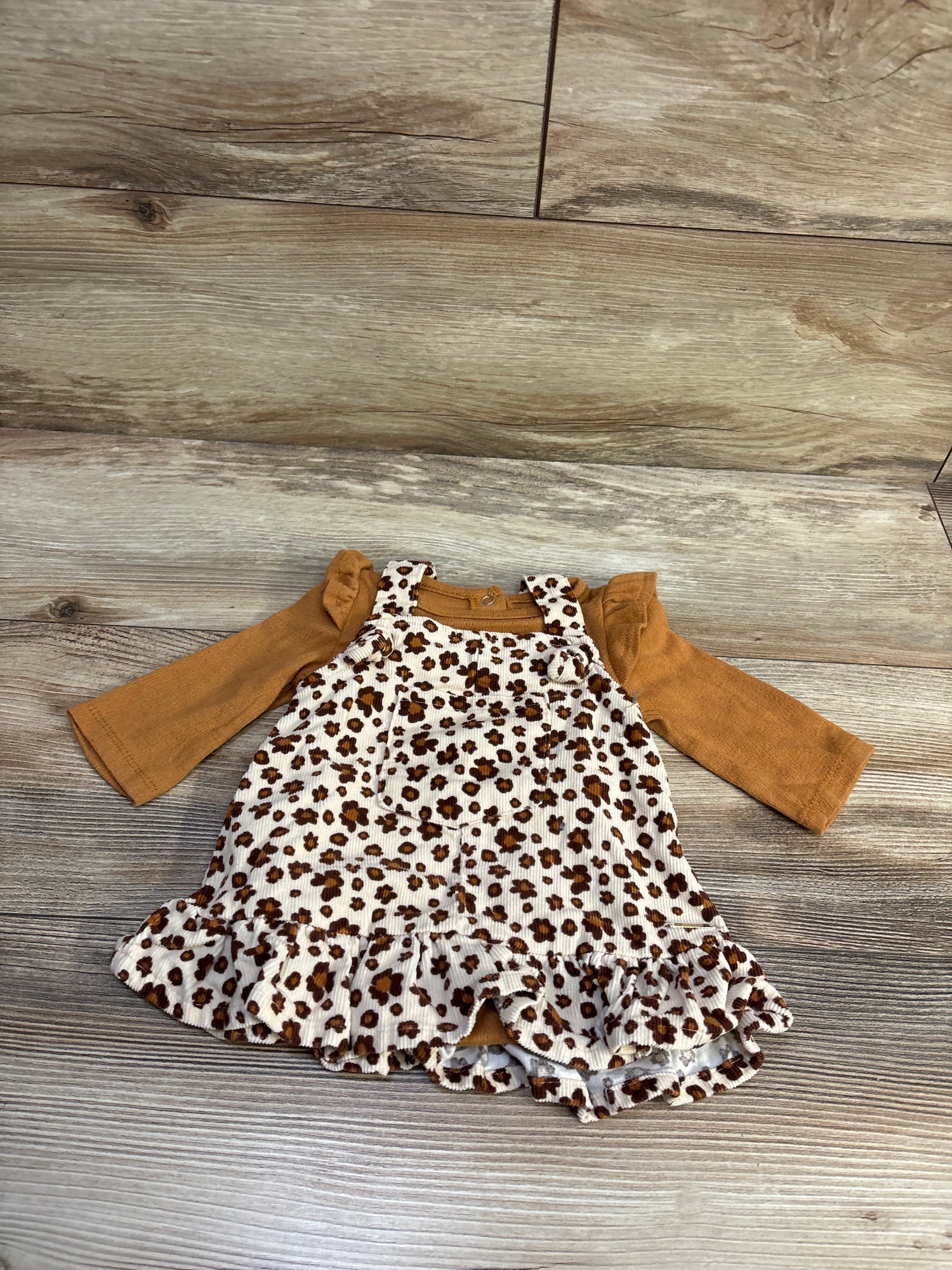 Tahari Baby 2pc Long Sleeve Bodysuit & Leopard Skirtall Set Tan sz 0/3m