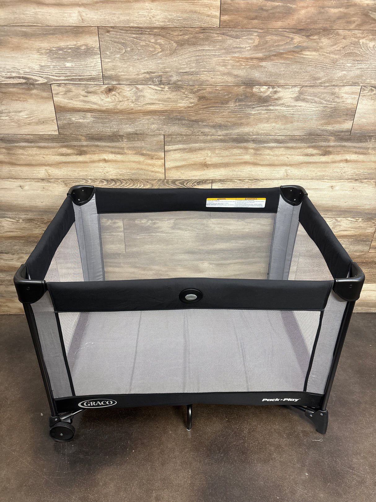 Graco Pack 'n Play Portable Playard in Kolb