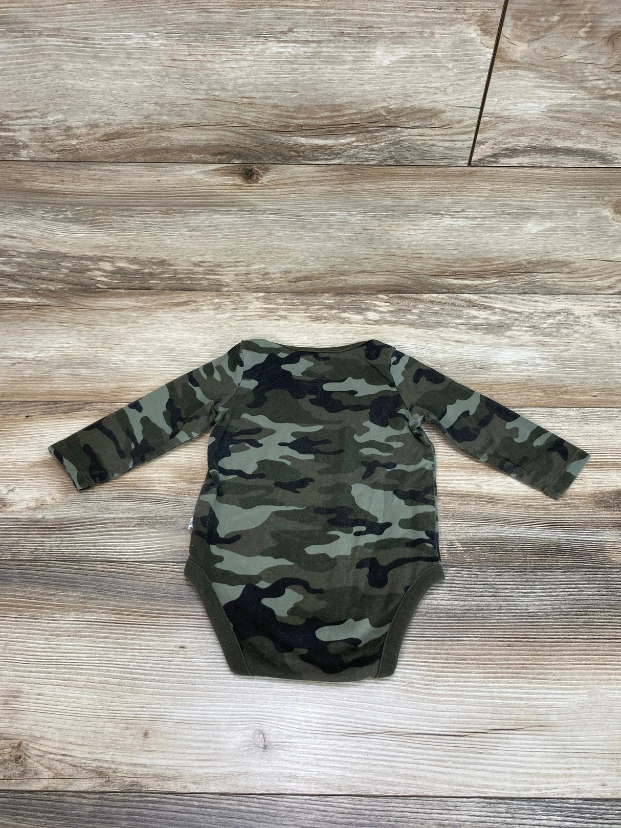 Baby Gap Camo Bodysuit Green sz 6-12m