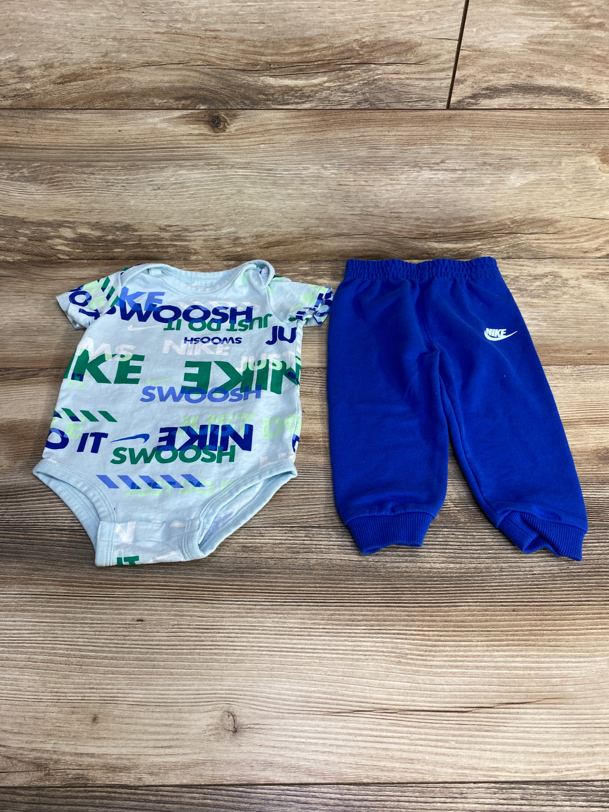 Nike 2pc Bodysuit & Pants Blue sz 9m