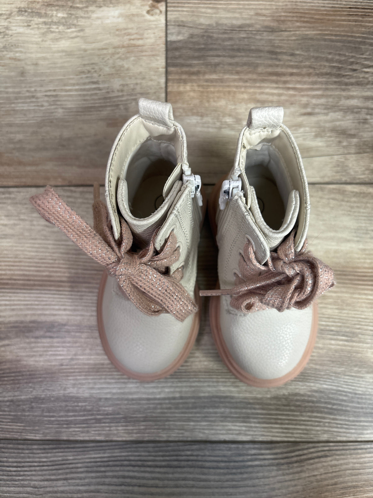 Cat & Jack Amaya Combat Boots Ivory sz 5c