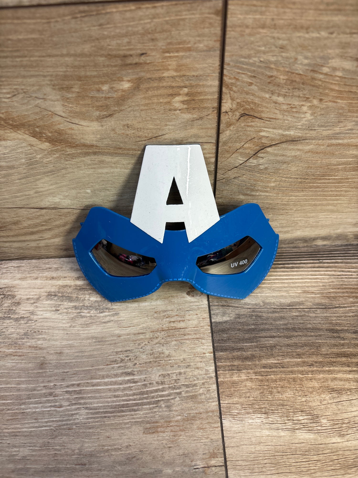 Sun-Staches Marvel Captain America Sunglasses