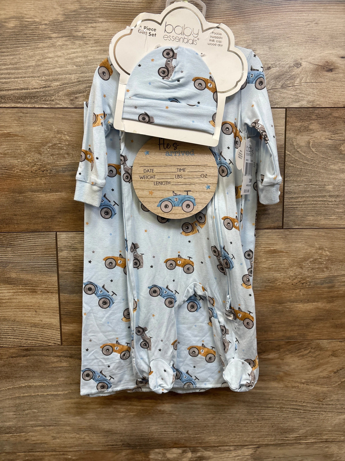 Me n Mommy To Be light blue 4pc baby layette gift set with car print and matching hat
