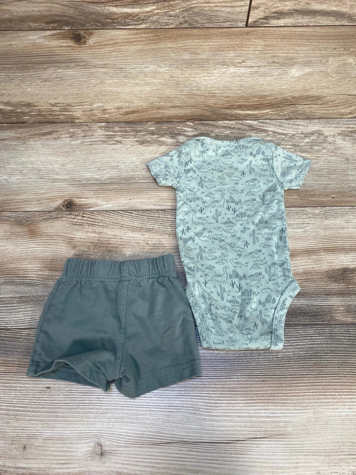 Just One You 2pc Dino Bodysuit & Shorts Green sz 3m