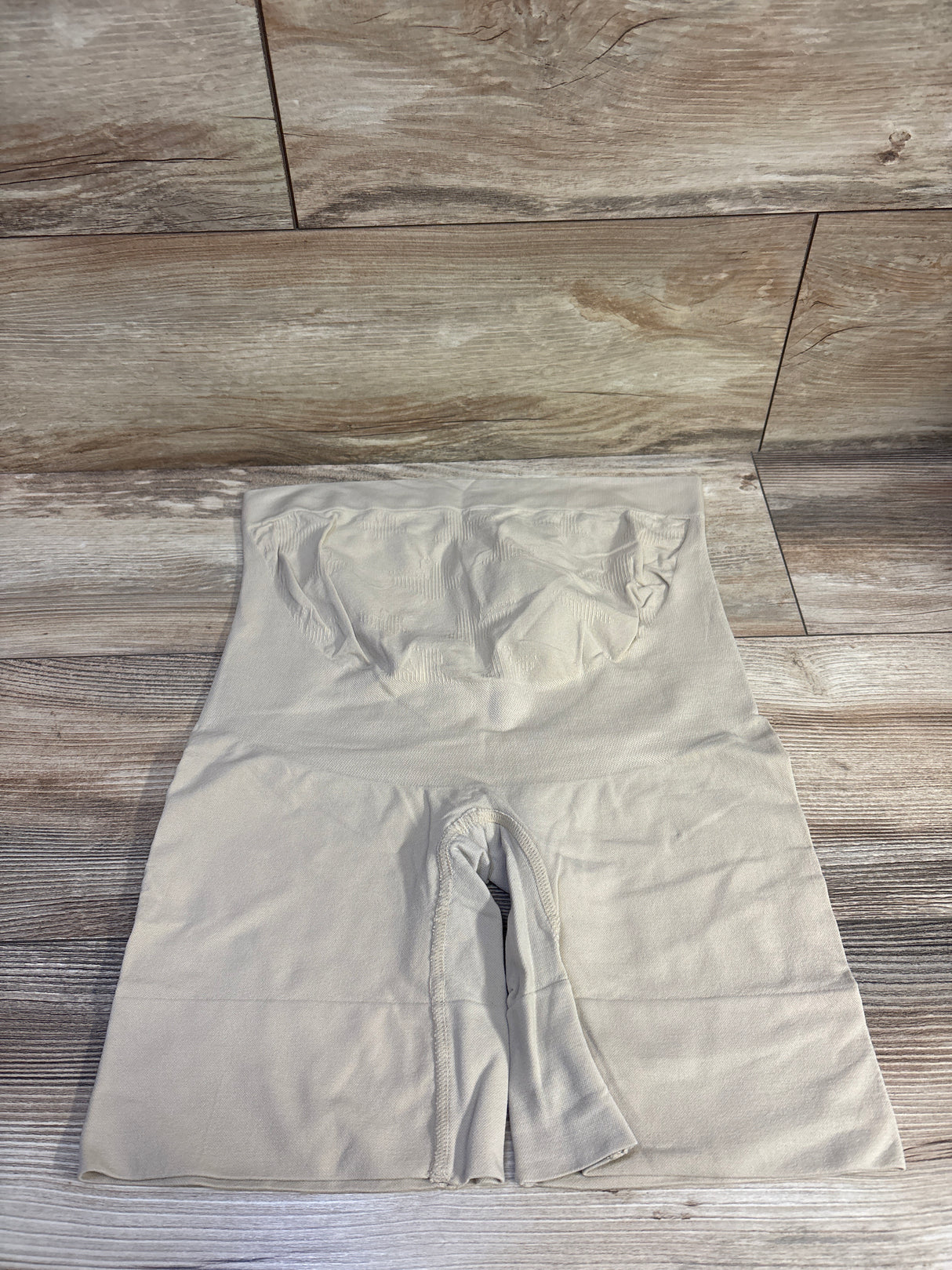 Leggings Depot Seamless Maternity Shapewear Shorts Beige sz Medium/Large