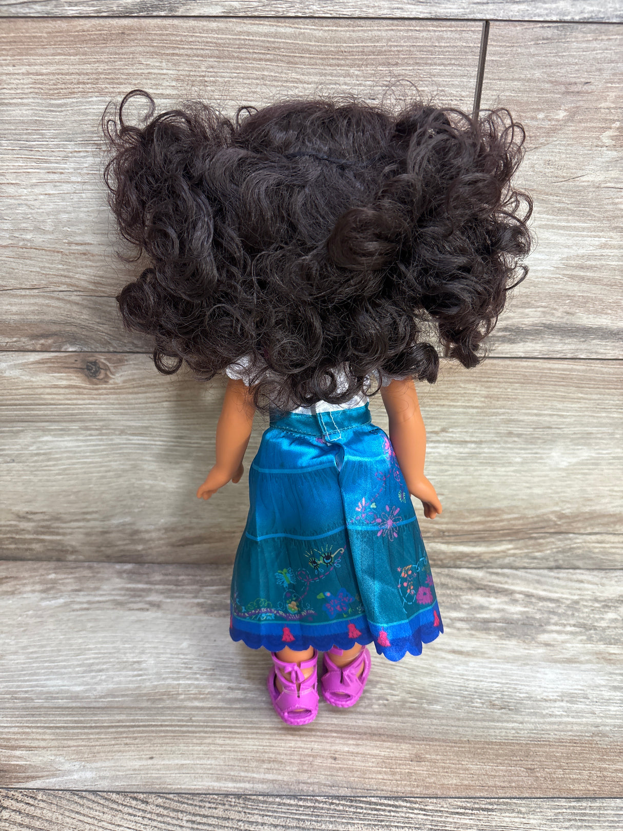 Jakks Pacific Disney Encanto Mirabel Madrigal Doll