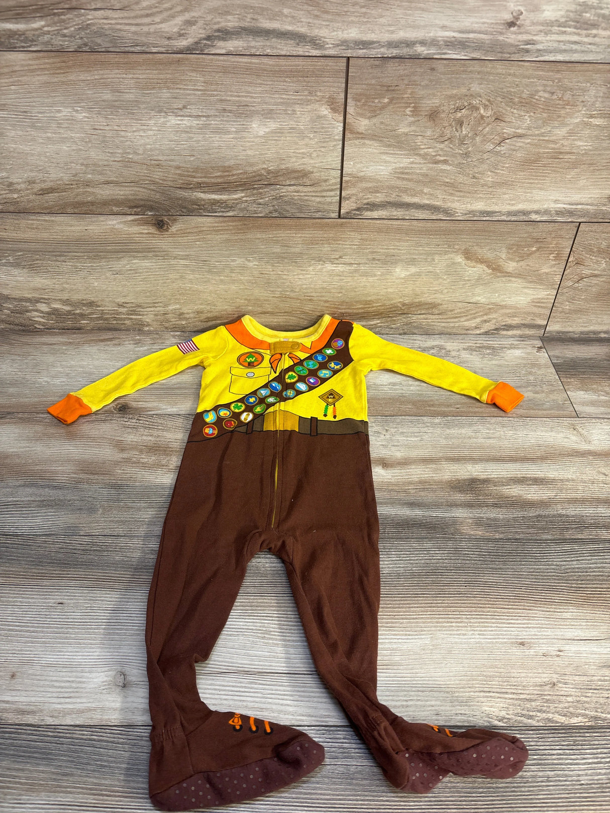 Disney Store Pixar Up Wilderness Explorer Sleeper Yellow sz 12-18m