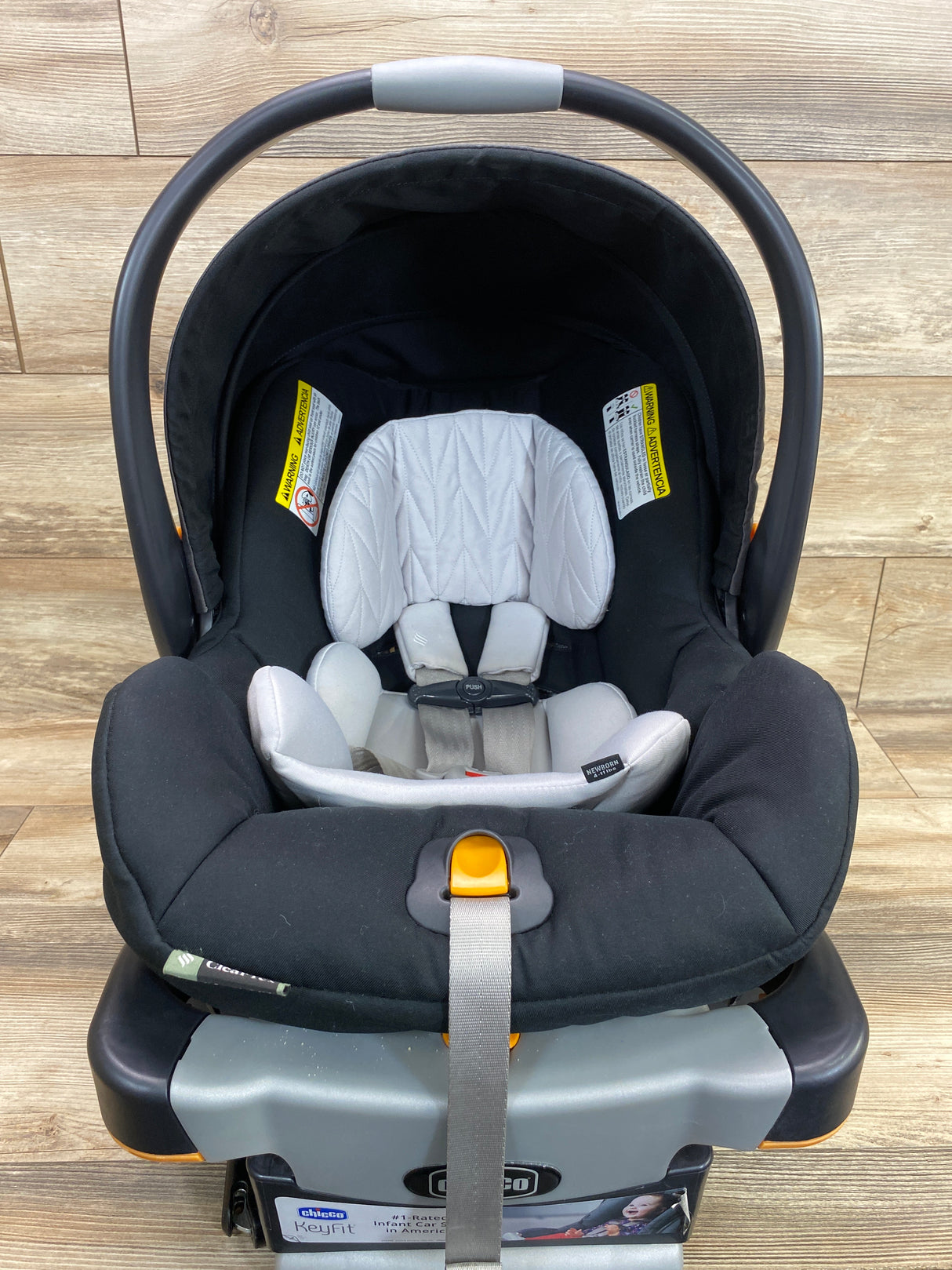 Chicco KeyFit 30 ClearTex Infant Car Seat in Black