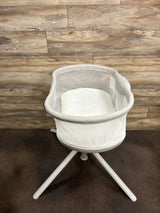 HALO Innovations BassiNest Swivel Sleeper 3.0