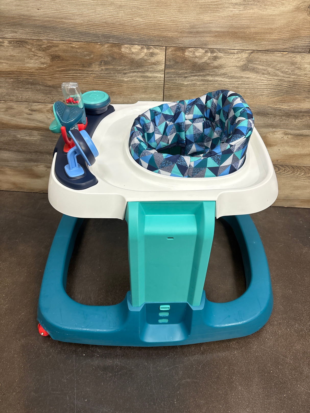Safety 1st Ready, Set, Walk! DX Developmental Baby Walker in Kinsale