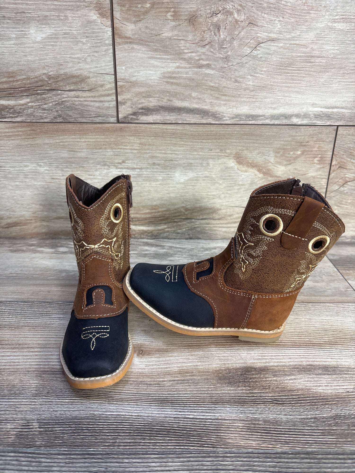 White Diamond Kid's Square Toe Rodeo Boots Brown sz 7.5c