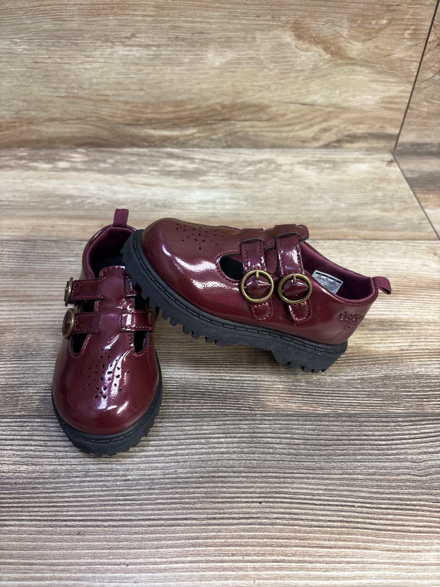 Oshkosh Etta Casual Shoe Burgundy sz 7c