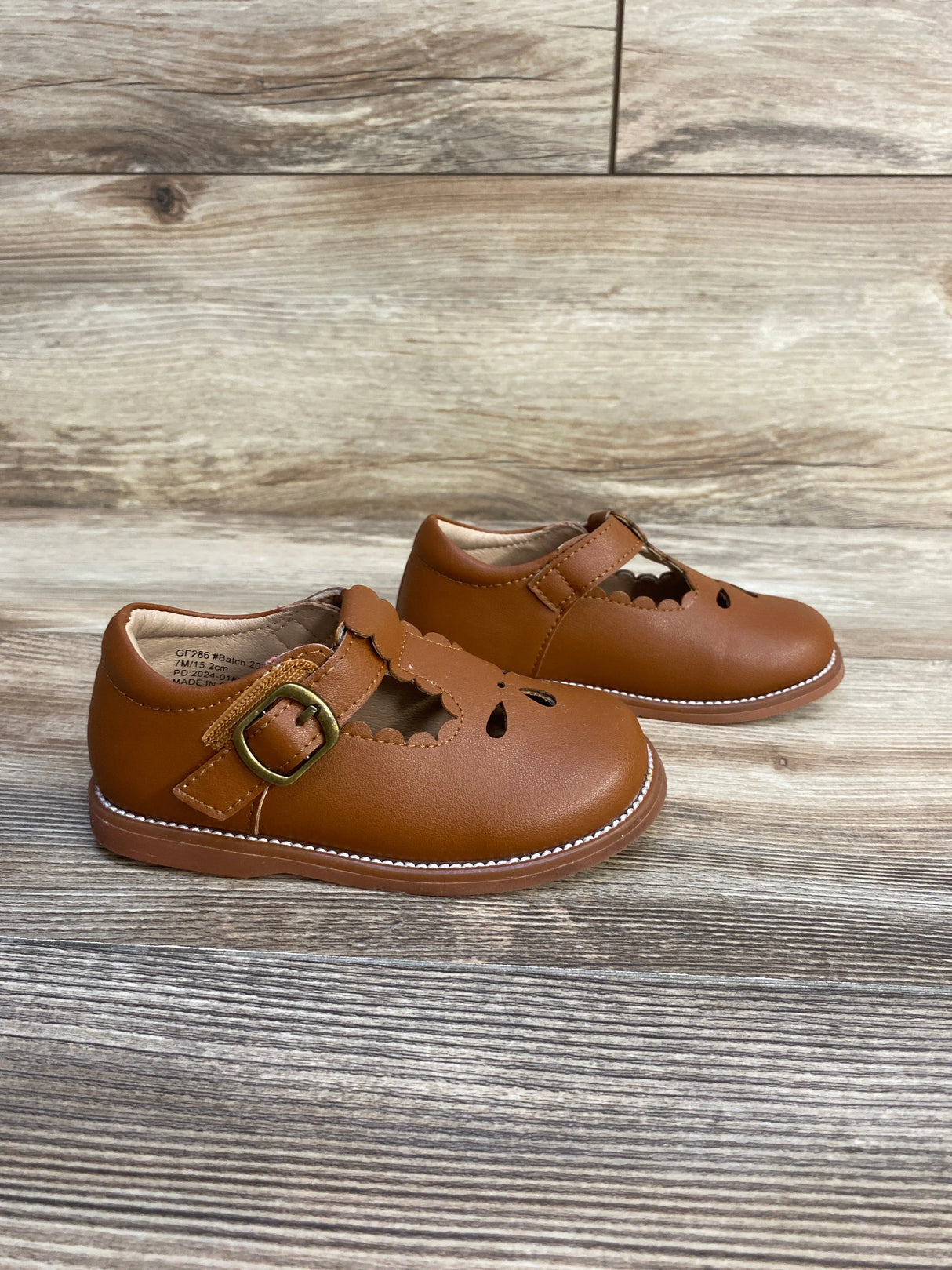 GINFIVE Mary Jane Dress Shoes Brown sz 8 - Me n Mommy To Be